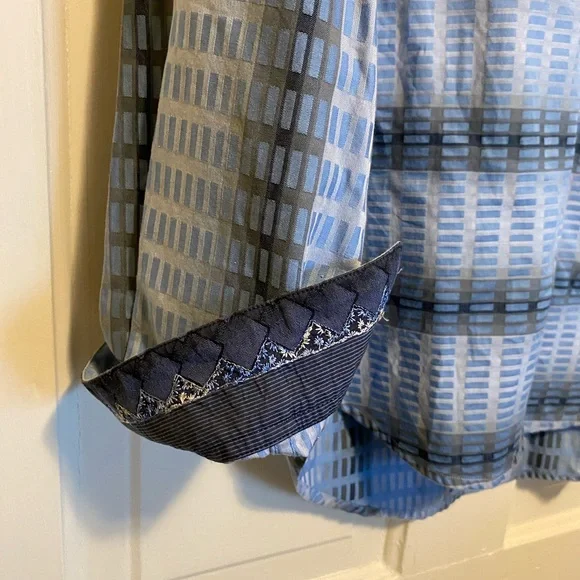 Robert Graham Purple and Blue Embroidered Shirt men’s Medium - Picture 5 of 8